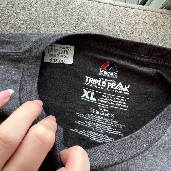 NWT BLUE JAYS 2015 East Division Champion T-Shirt - Picture 6 of 7